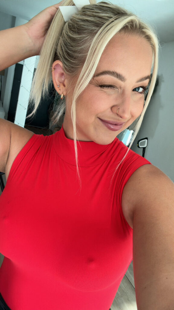 Instagram – Brooke / Brooklyn Millard – Nude