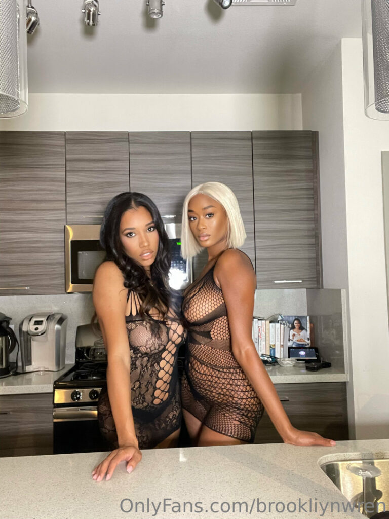 OnlyFans – Ebony – Brookliyn Wren – Nude