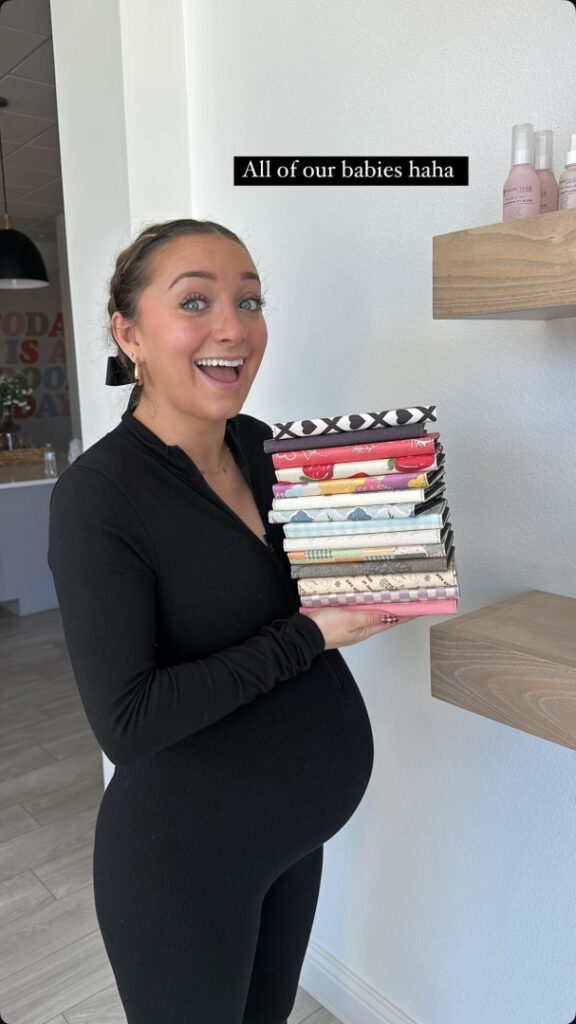 Youtube – Brooklyn and Bailey – Nude