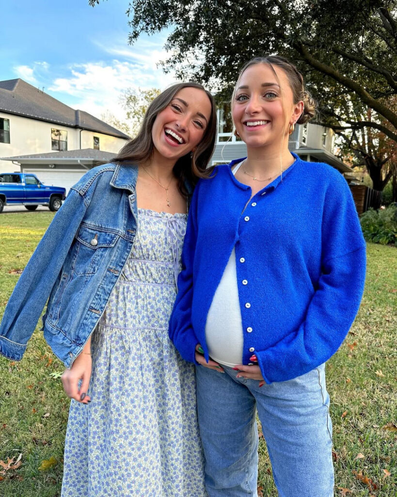 Youtube – Brooklyn and Bailey – Nude