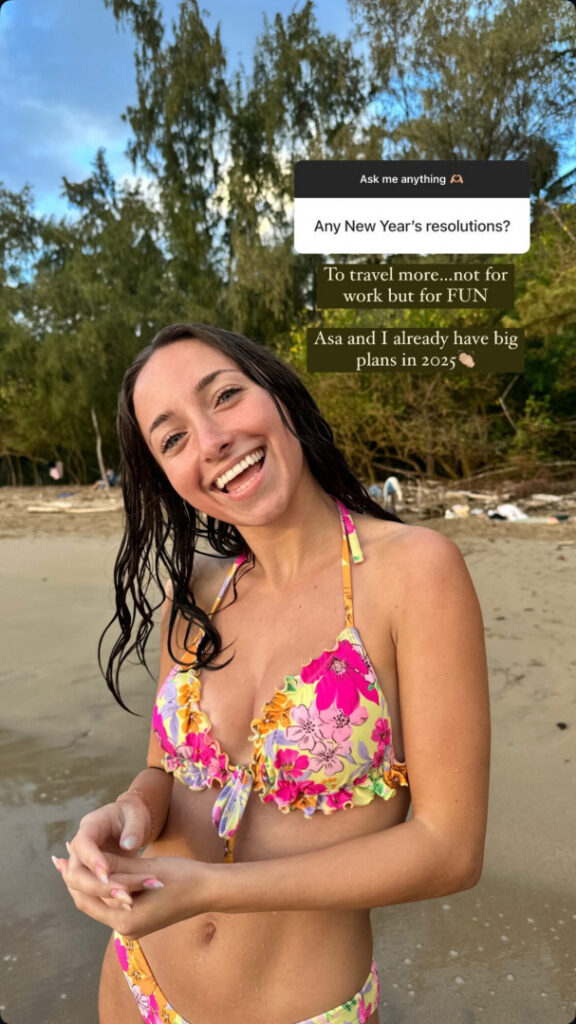 Youtube – Brooklyn and Bailey – Nude