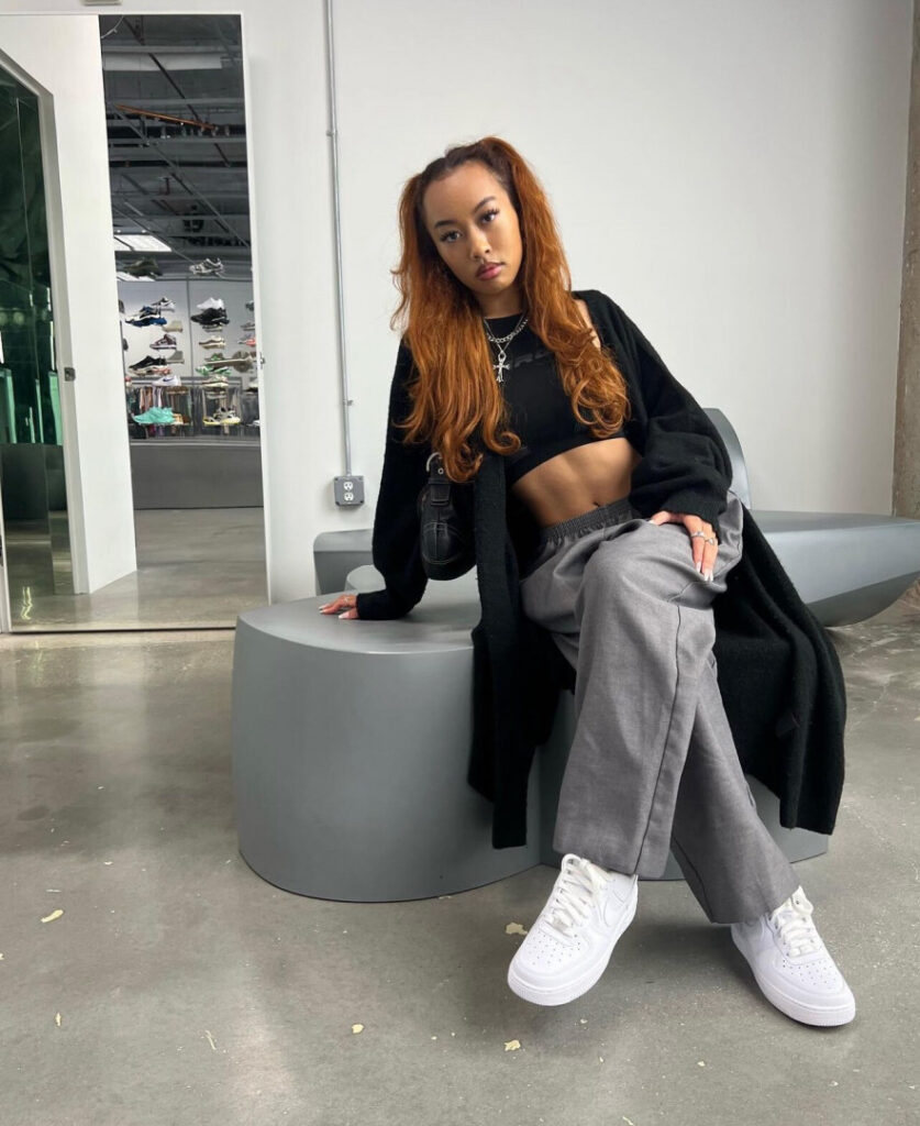 Instagram – Asian – caileyork | bbycailey – Nude