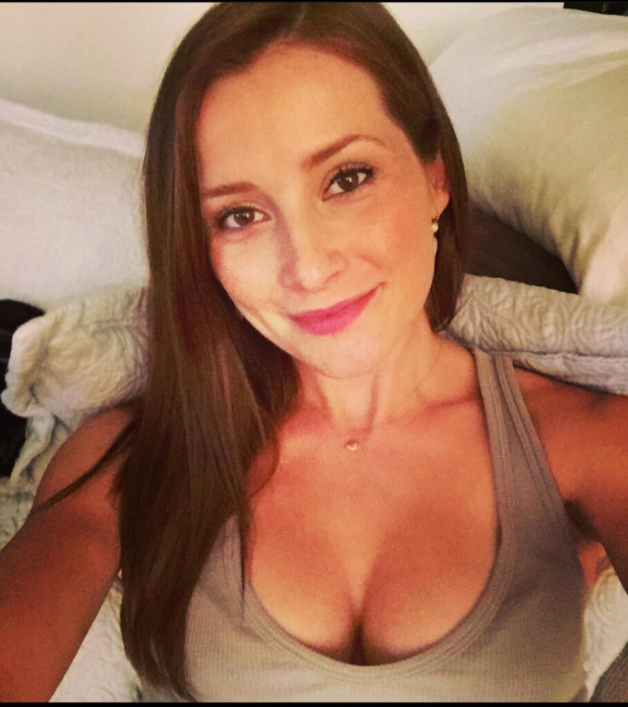 Celeb – Candace Bailey – Nude