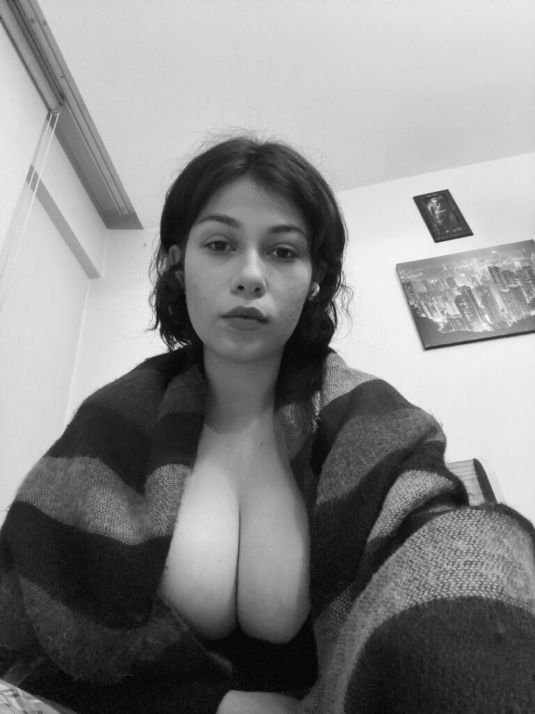 OnlyFans – T H I C C – Teen – Cansu Çakal / cansucakal – Nude Leaks