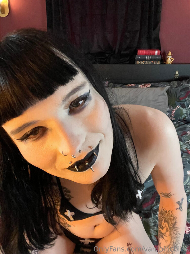 OnlyFans – Carmilla | Vampiricbliss – Nude