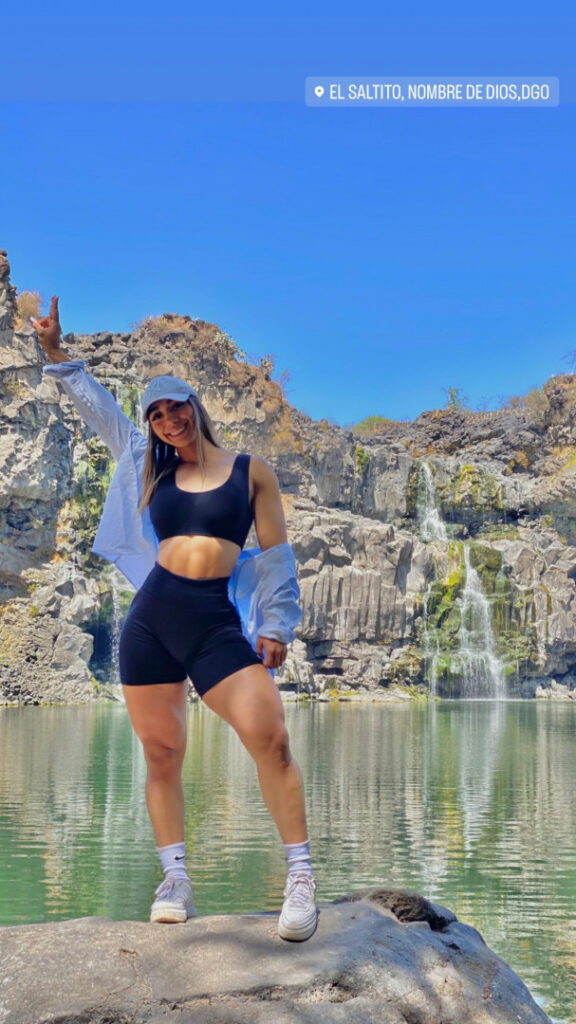 Instagram – carol.cossio15 – Nude