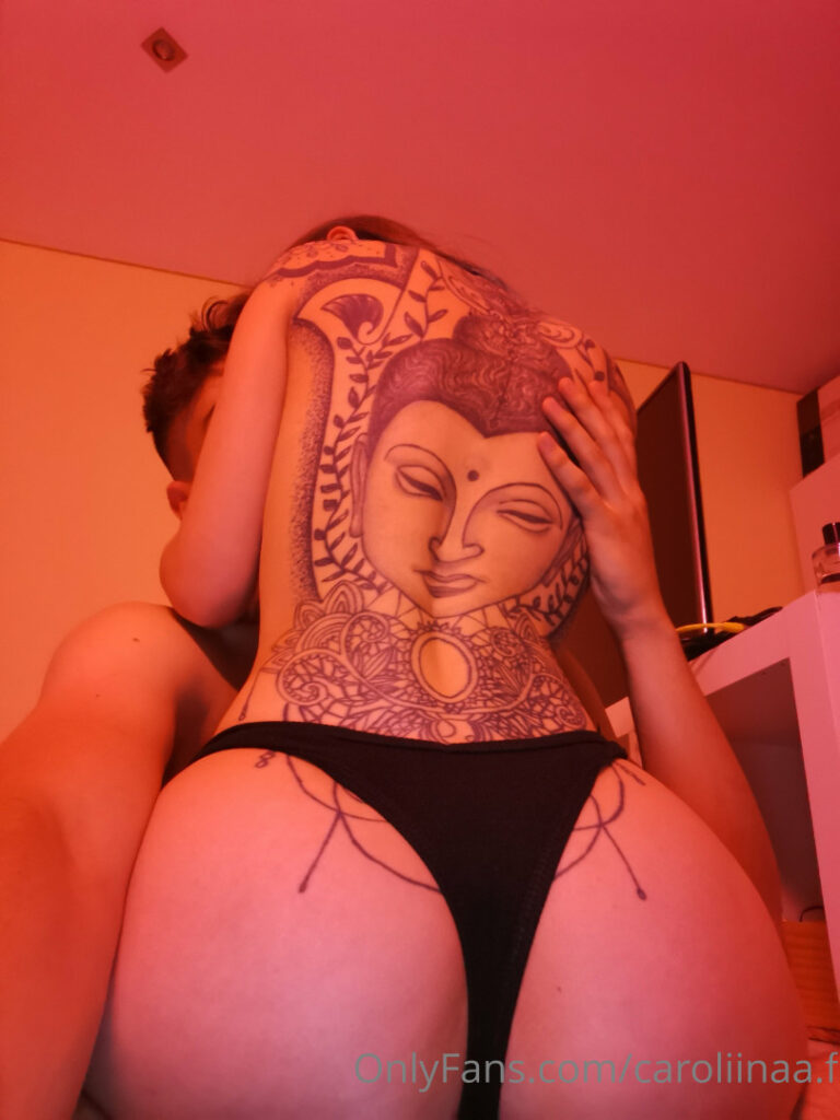 OnlyFans – caroliinaa.f – Nude