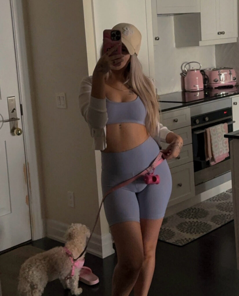 OnlyFans – T H I C C – celestialwhore / petalie – Nude