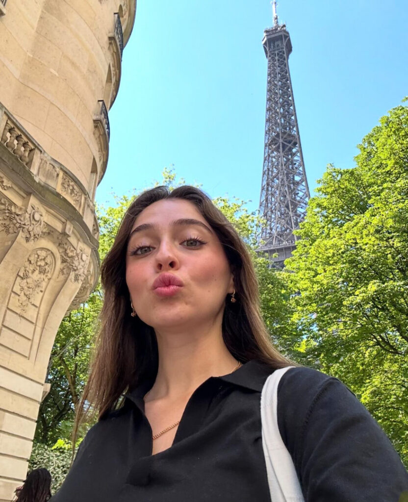 Celeb – Cemre Baysel – Nude