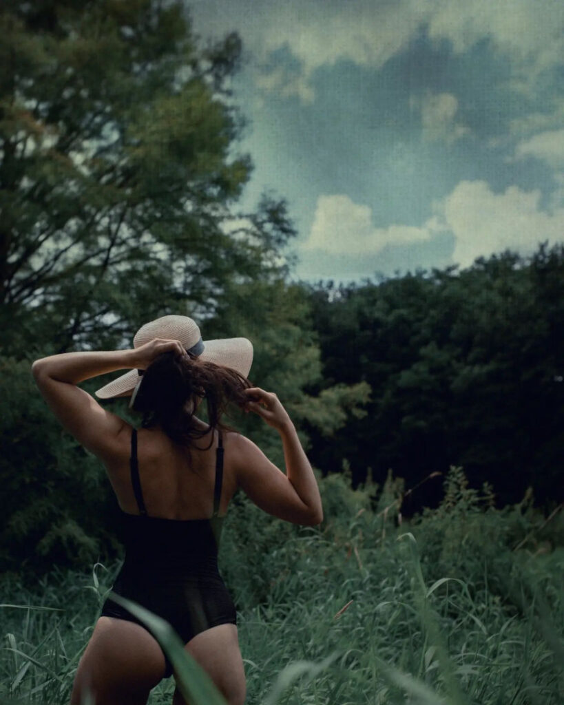 Youtube – Charlie Danger / Les Revues du Monde – Nude