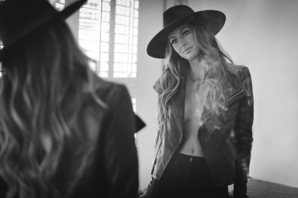 Celeb – Chelsea Meissner – Nude