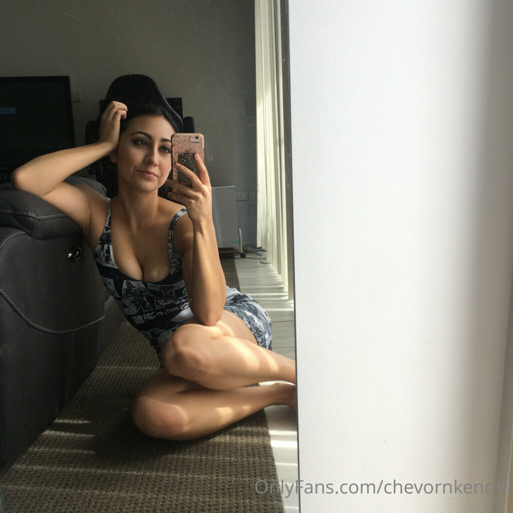 OnlyFans – chevornkenobi – Nude