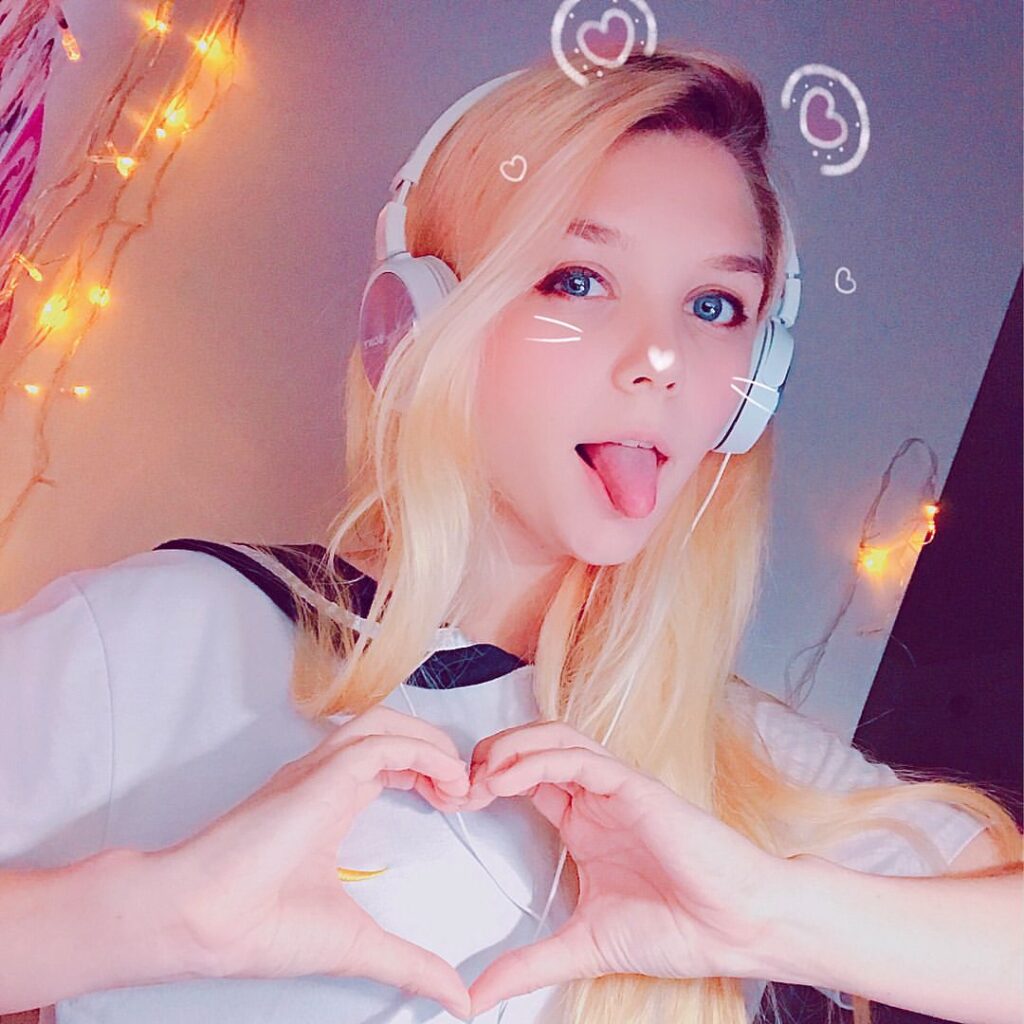 Instagram – Boosty – Chio Yam / pixel_chio7 / chiochiko – Nude