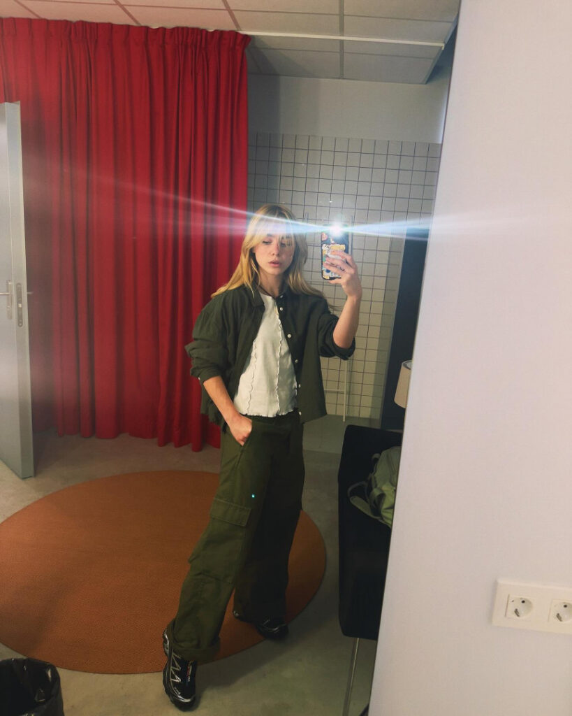 Celeb – Latina – Clara Galle – Nude