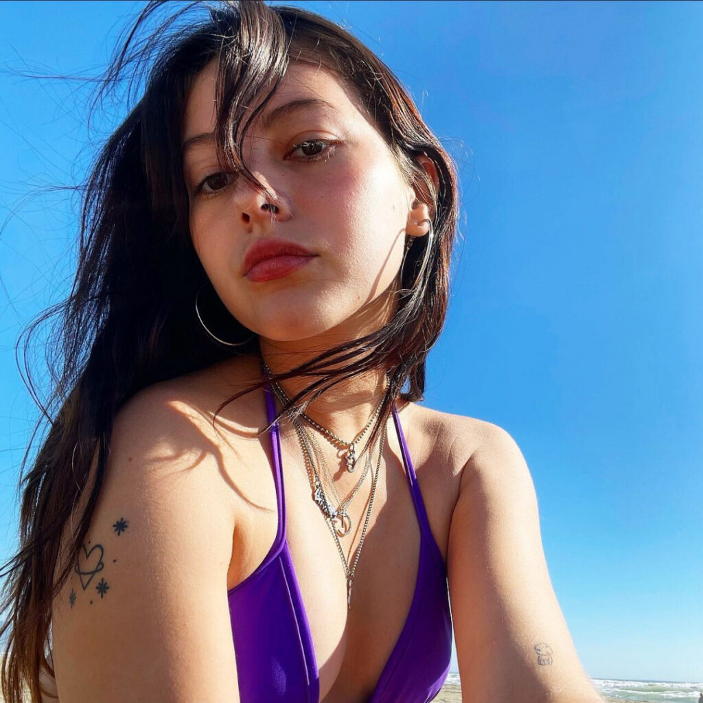 TikTok – Instagram – Claudia Perez – Nude