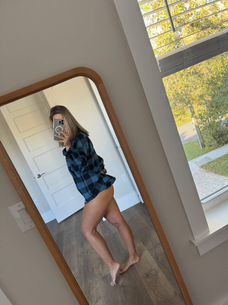 TikTok – Corina_907 | Corinna Layton – Nude