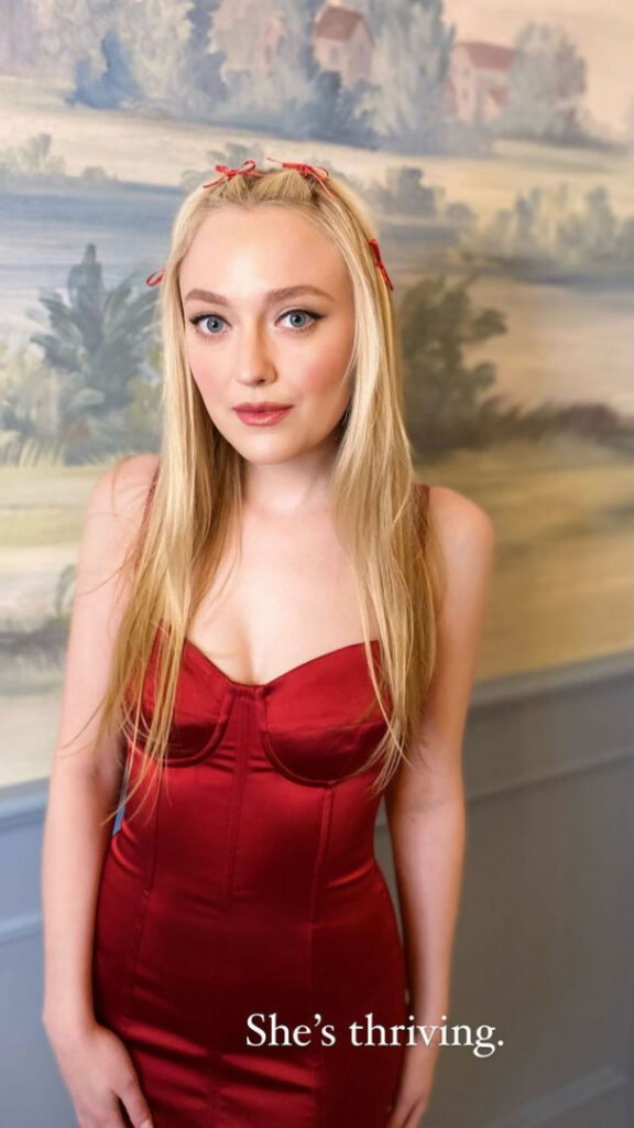 Celeb – Dakota Fanning – Nude