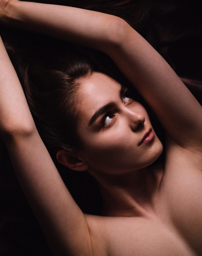 Instagram – Diana Elias – Nude