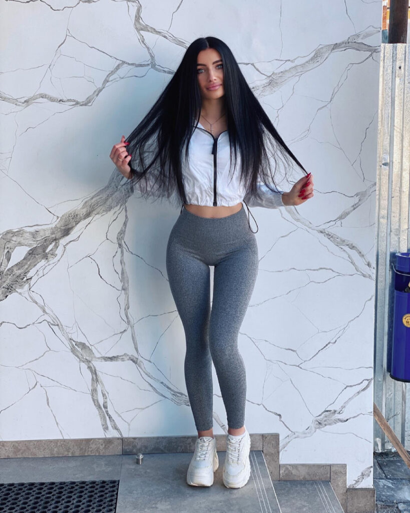 Instagram – Dianna Petrova – Nude