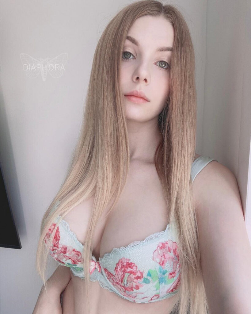 Fansly – diaphora – Nude