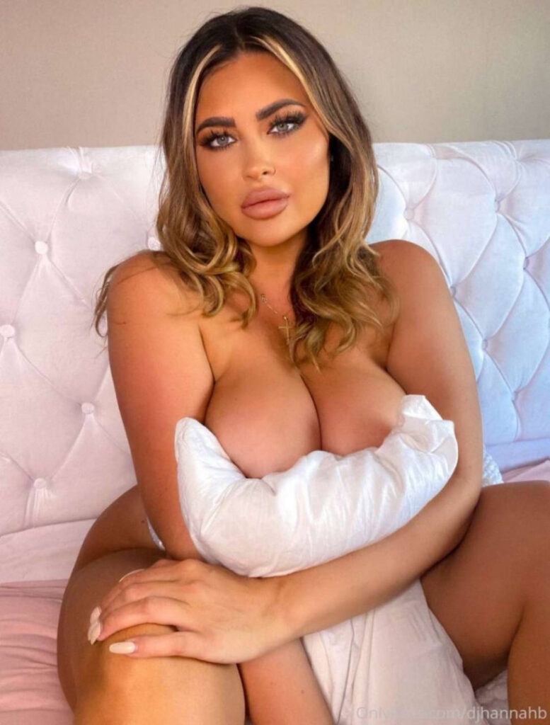 OnlyFans – Instagram – T H I C C – DJ Hannah B – Nude