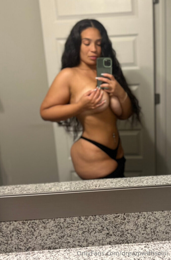 OnlyFans – T H I C C – MILF – Dreamwithsoliii – Nude Leaks