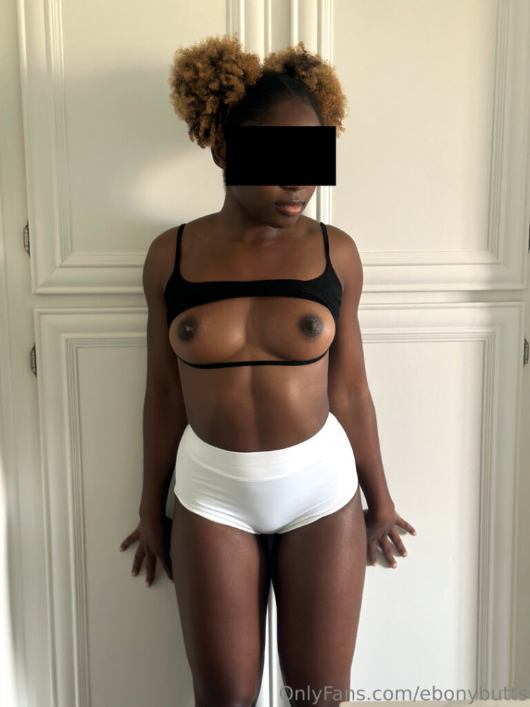 OnlyFans – Petite – Ebony – Ebony Butts / PastaToots – Nude