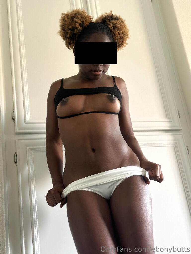 OnlyFans – Petite – Ebony – Ebony Butts / PastaToots – Nude