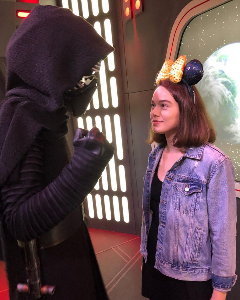 Instagram – Elaine Carlin – Nude