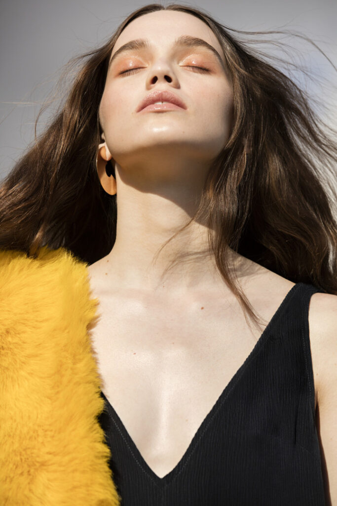 Instagram – Elaine Carlin – Nude