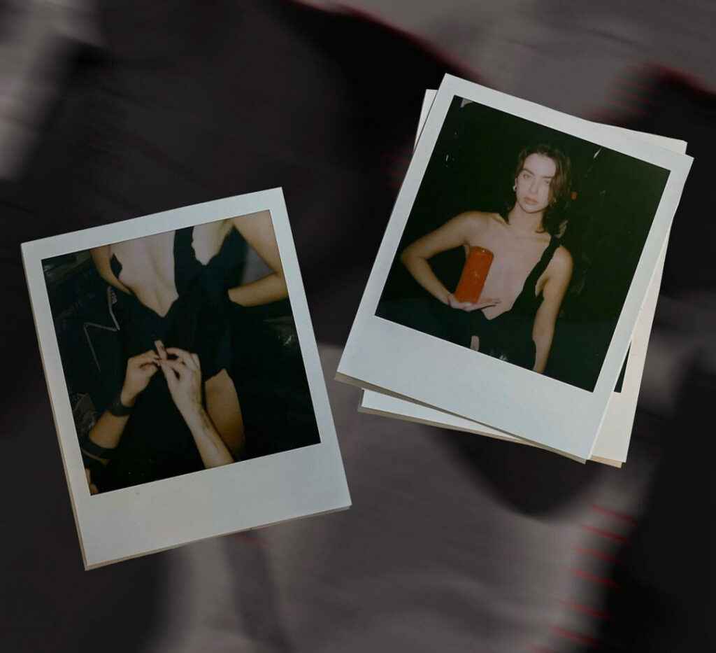 Instagram – Emily Rinchita – Nude