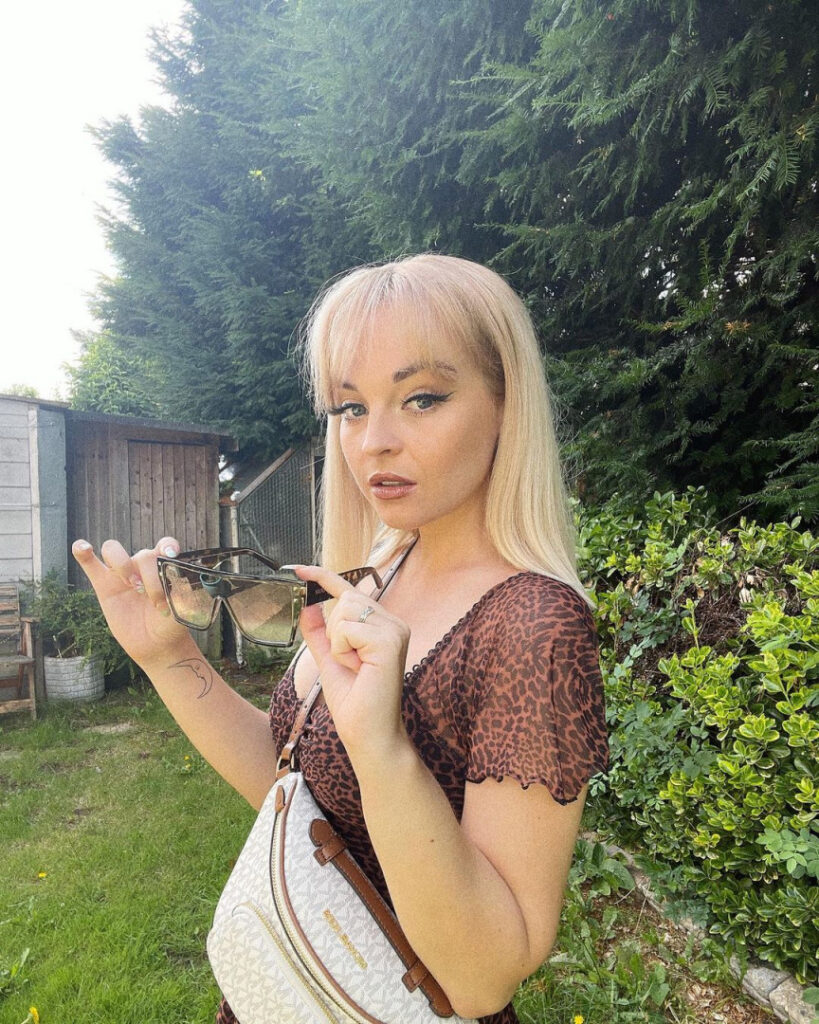 OnlyFans – TikTok – Emily Rose Perrin / emilyrxse / Em Fandango – Nude