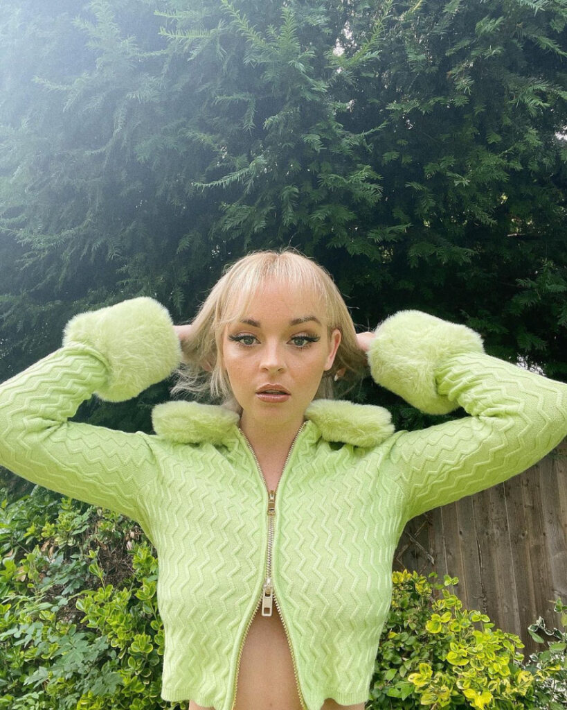 OnlyFans – TikTok – Emily Rose Perrin / emilyrxse / Em Fandango – Nude