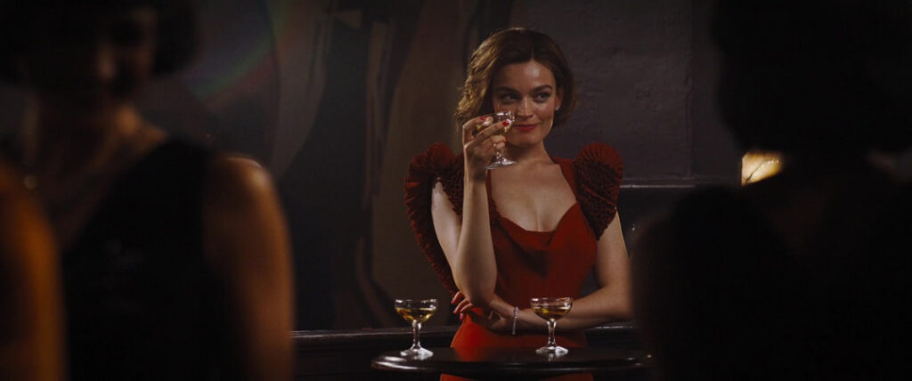 Celeb – Emma Mackey – Nude