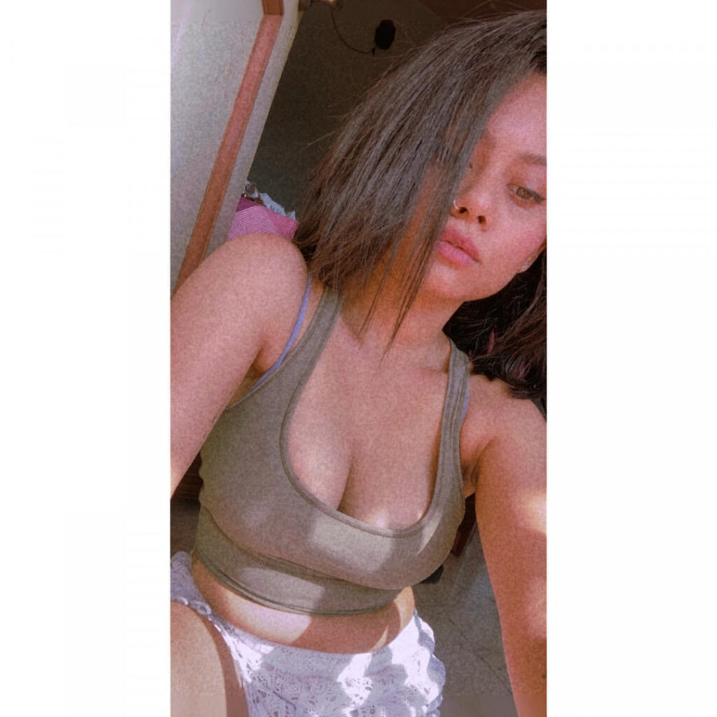 Instagram – estcy – Nude