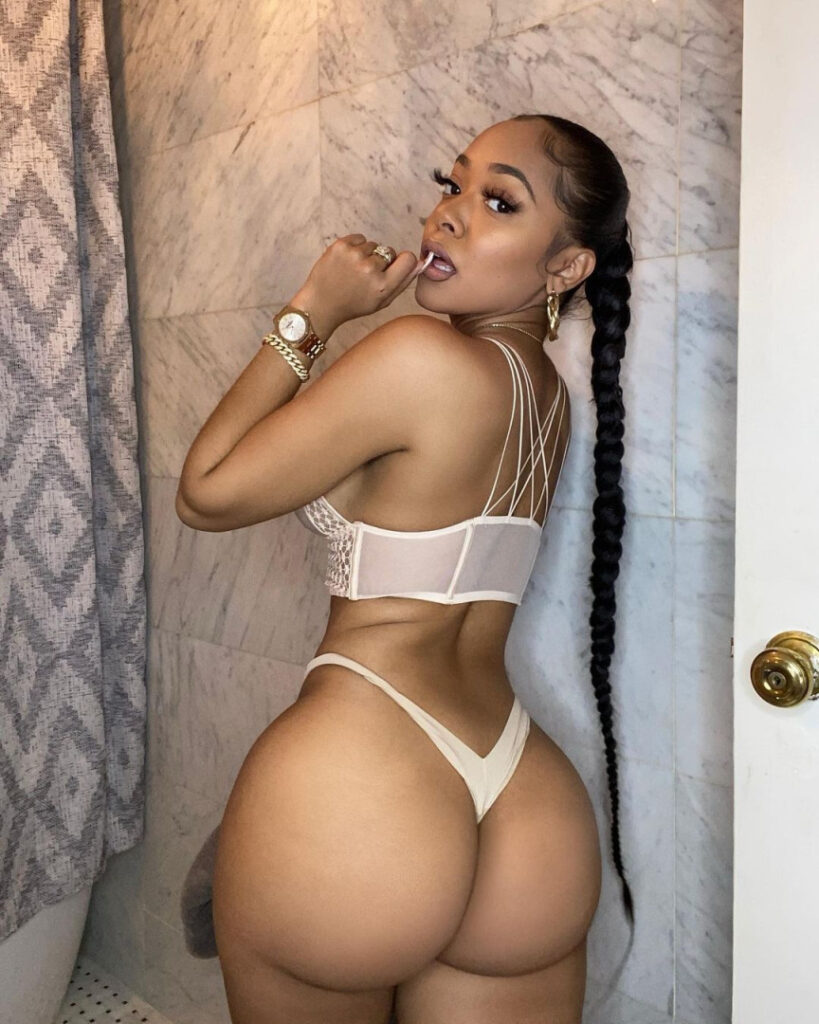 OnlyFans – T H I C C – Eva Lopez / Eva Lo Dimelo – Nude Leaks