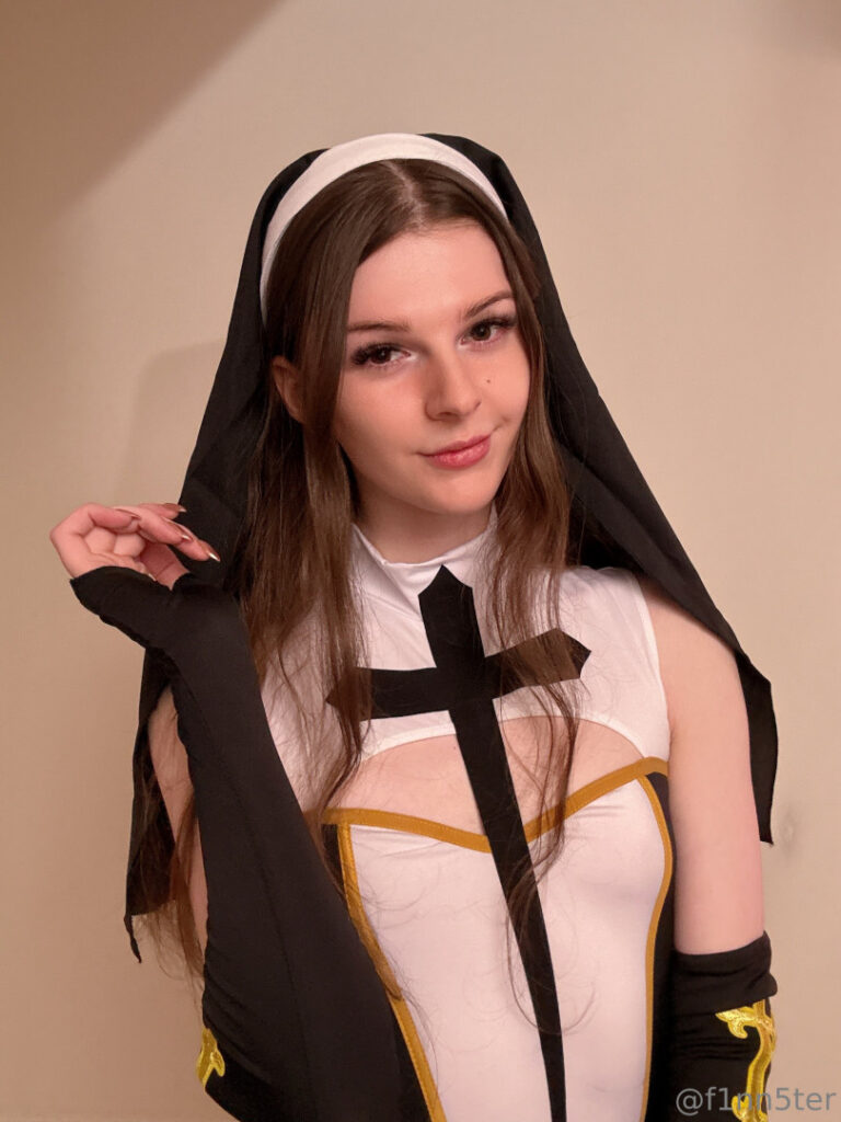 Trans – F1nn5ter – Nude Leaks