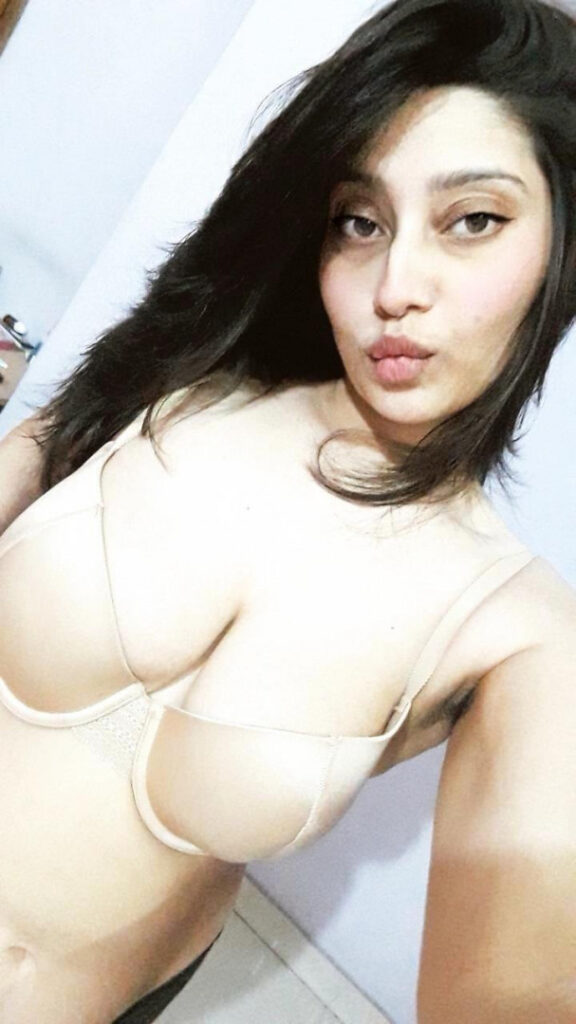 TikTok – Instagram – Asian – farihapriyam – Nude