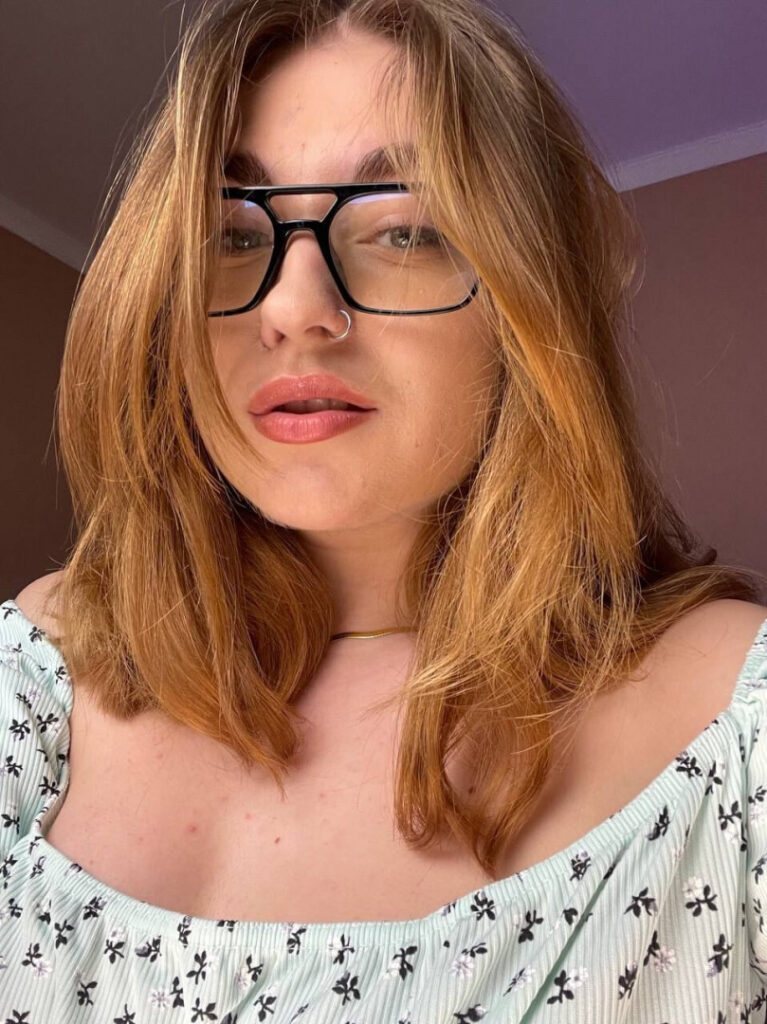 OnlyFans – T H I C C – felineriches – Nude