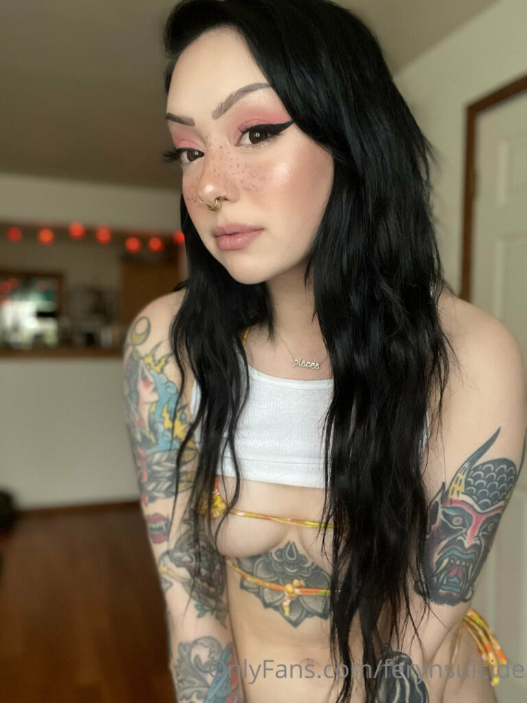 OnlyFans – Feryn Suicide – Nude