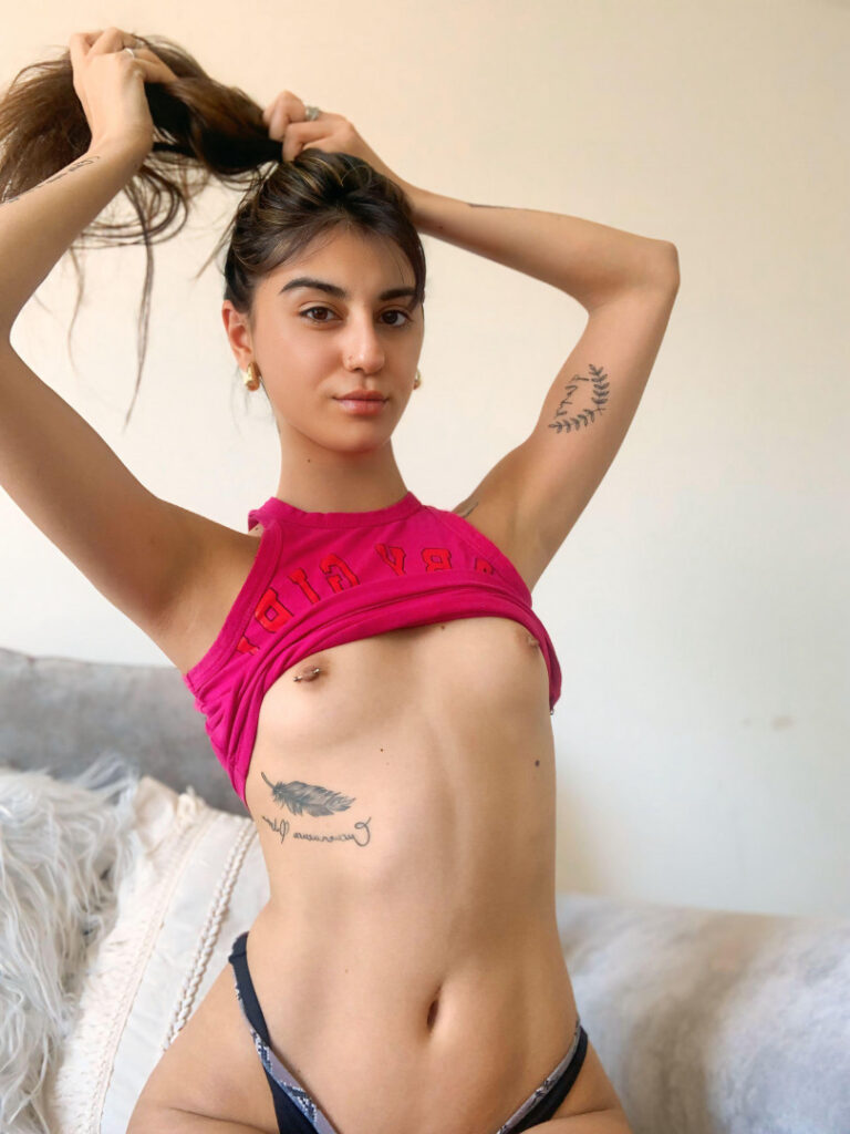 OnlyFans – Reddit – Latina – feverishfantasy_ / ambersunn – Nude