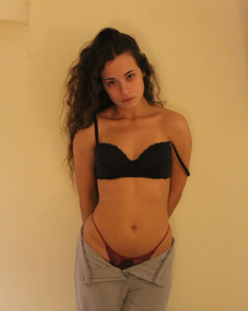 OnlyFans – Petite – Teen – Filipa Alves / filipaptalves2000 / filipaptalves_ – Nude