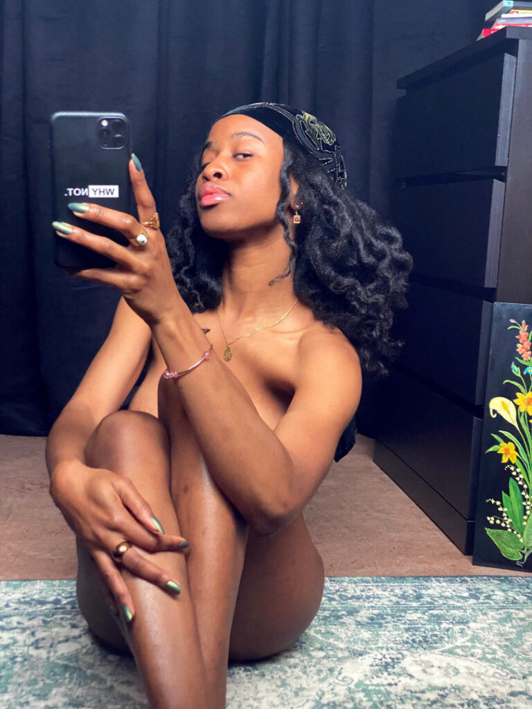 TikTok – Ebony – FLOR / sunsthaze / sunsethaze – Nude