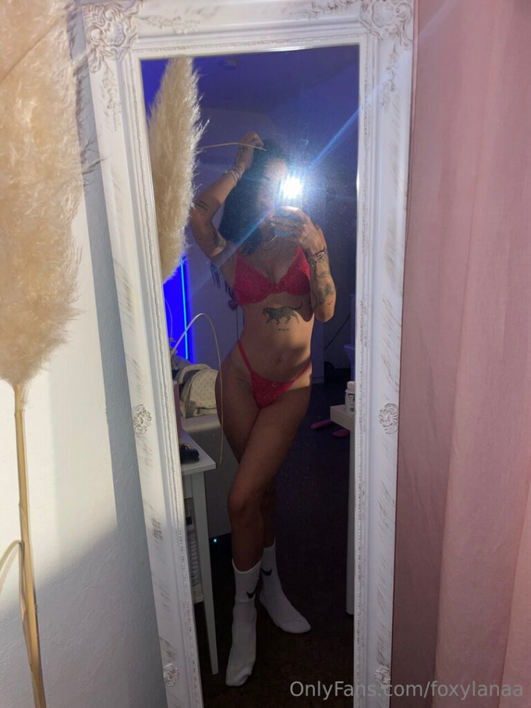 OnlyFans – TikTok – foxy lana foxylanaa – Nude