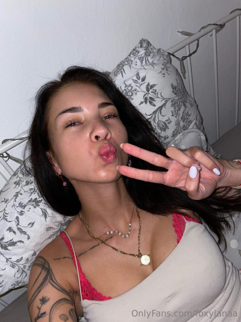 OnlyFans – TikTok – foxy lana foxylanaa – Nude