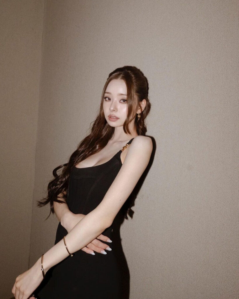 Instagram – FreeZia (Free지아) / dear.zia / The프리지아 – Nude