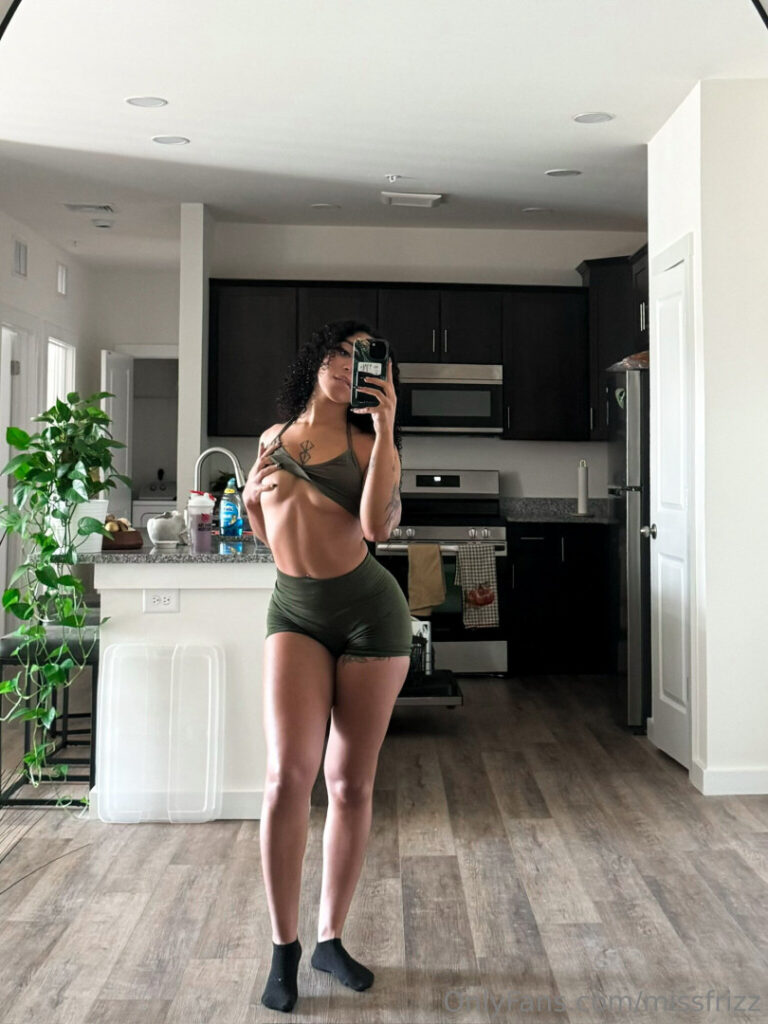 OnlyFans – Ebony – Frizzylifts – Nude