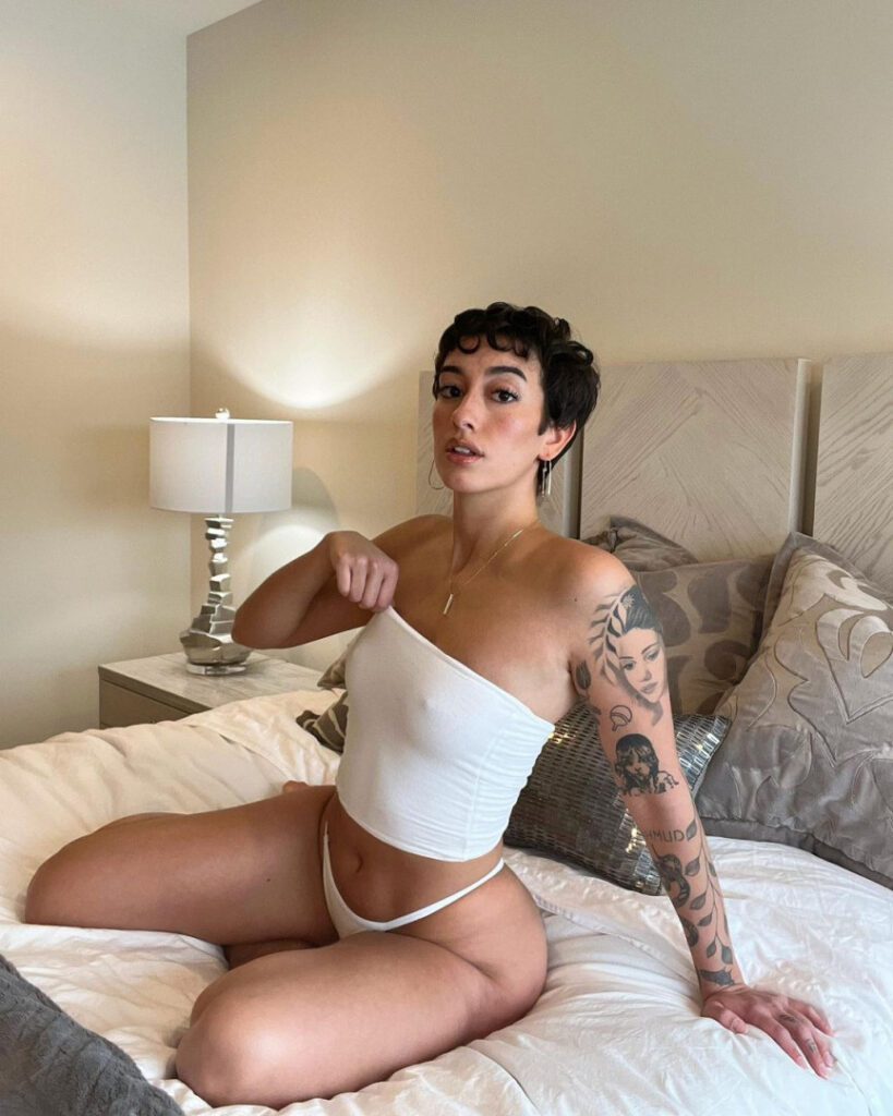 OnlyFans – Gianna Evelyn @giannaevelyn – Nude