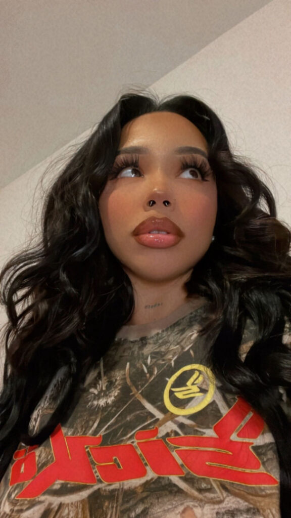 Instagram – T H I C C – MILF – Gigifrmtexas / Mynamesgabriela – Nude