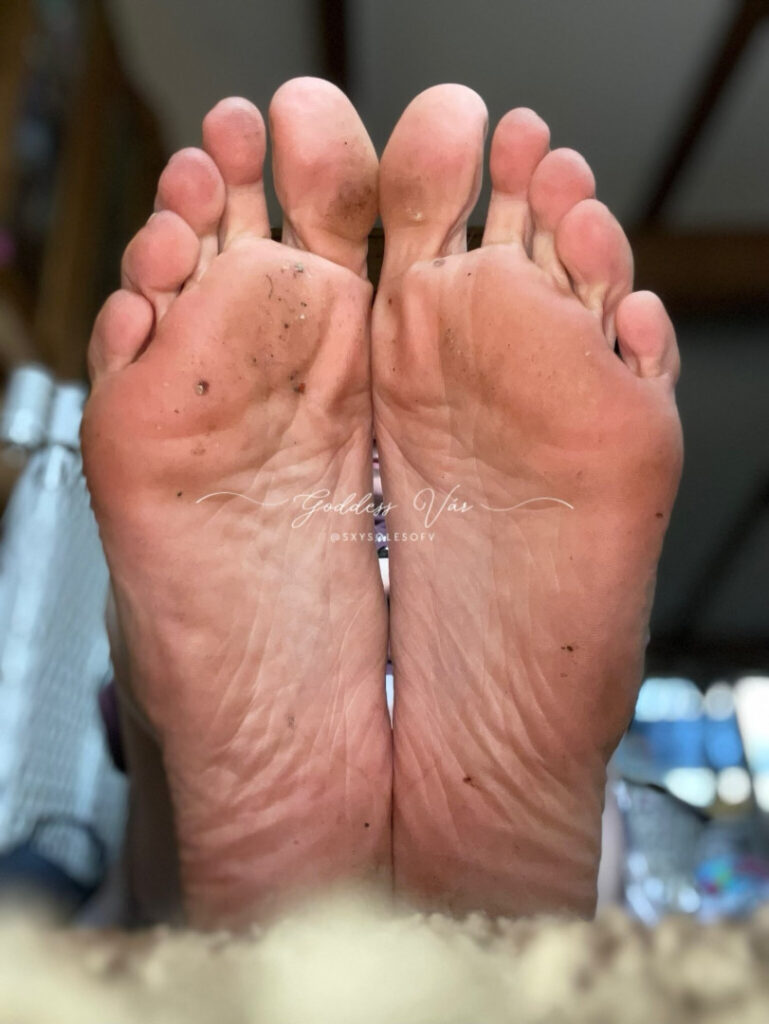 OnlyFans – ManyVids – Feet – Goddess Var / SxySolesOfV – Nude Leaks